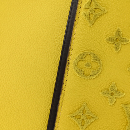 Louis Vuitton Veau Cachemire Tote W PM Pistache 12 of 14