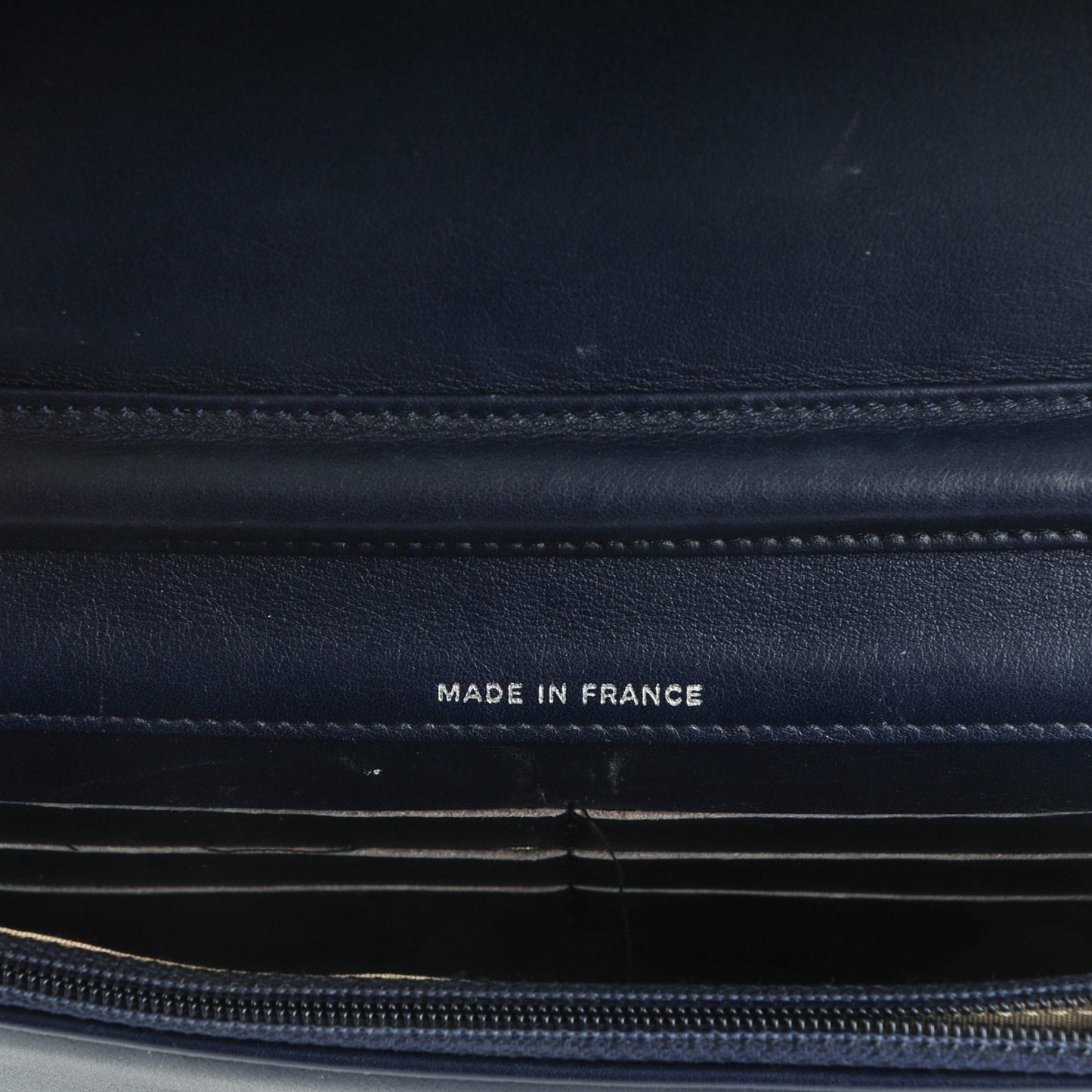 Patent Embossed CC Wallet On Chain WOC Blue