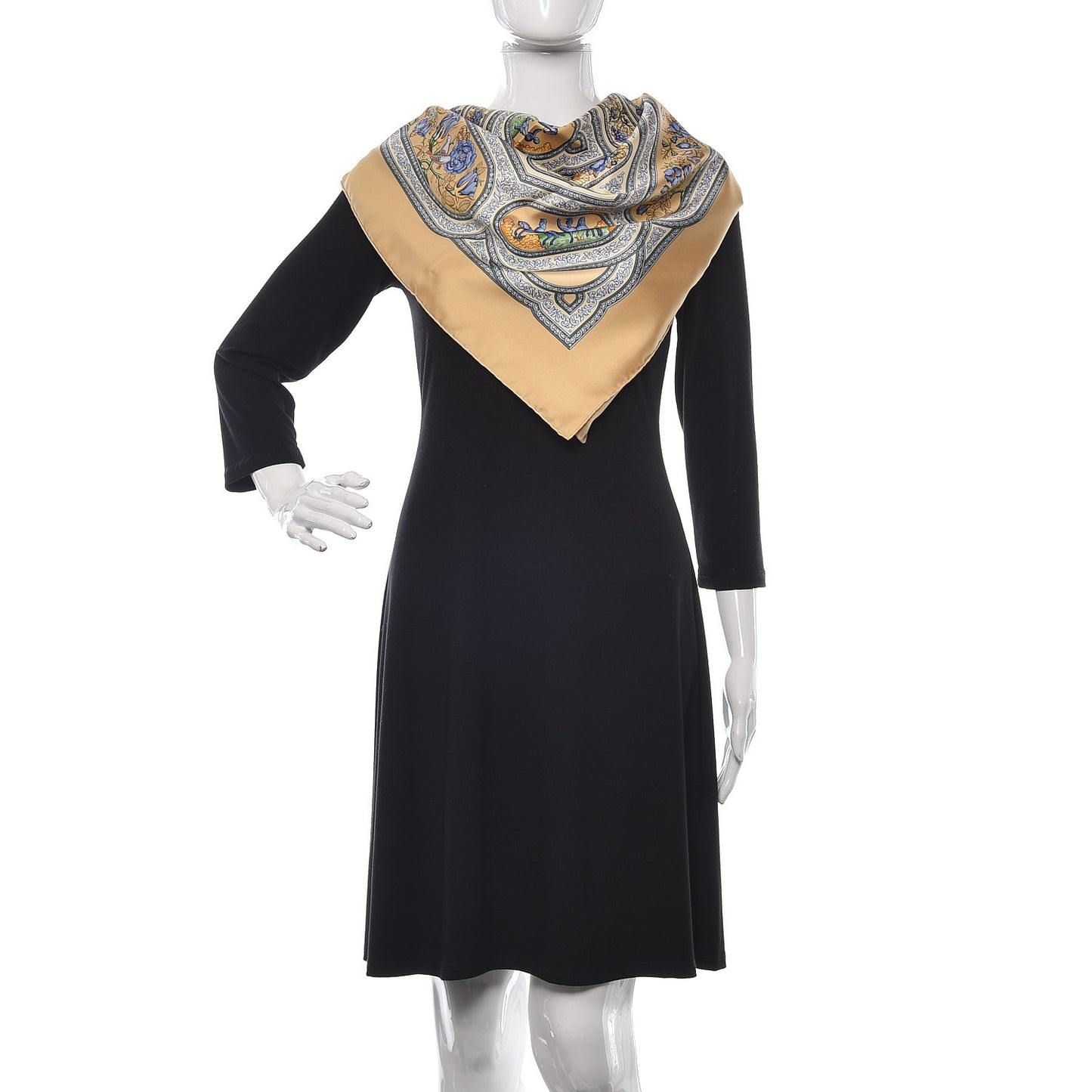 Silk Qalamdan Scarf 90