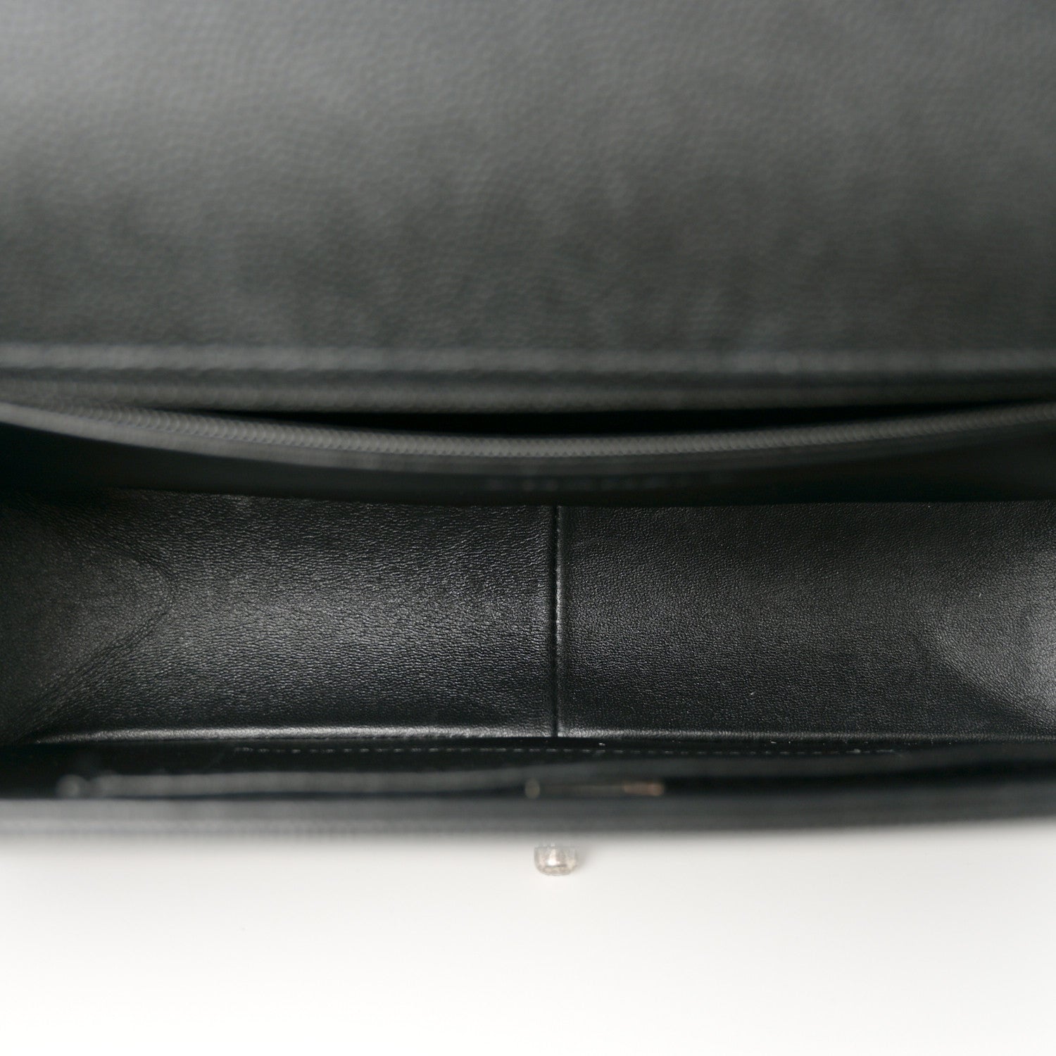 Chanel Caviar Quilted New Medium Boy Flap Black 5 of 10