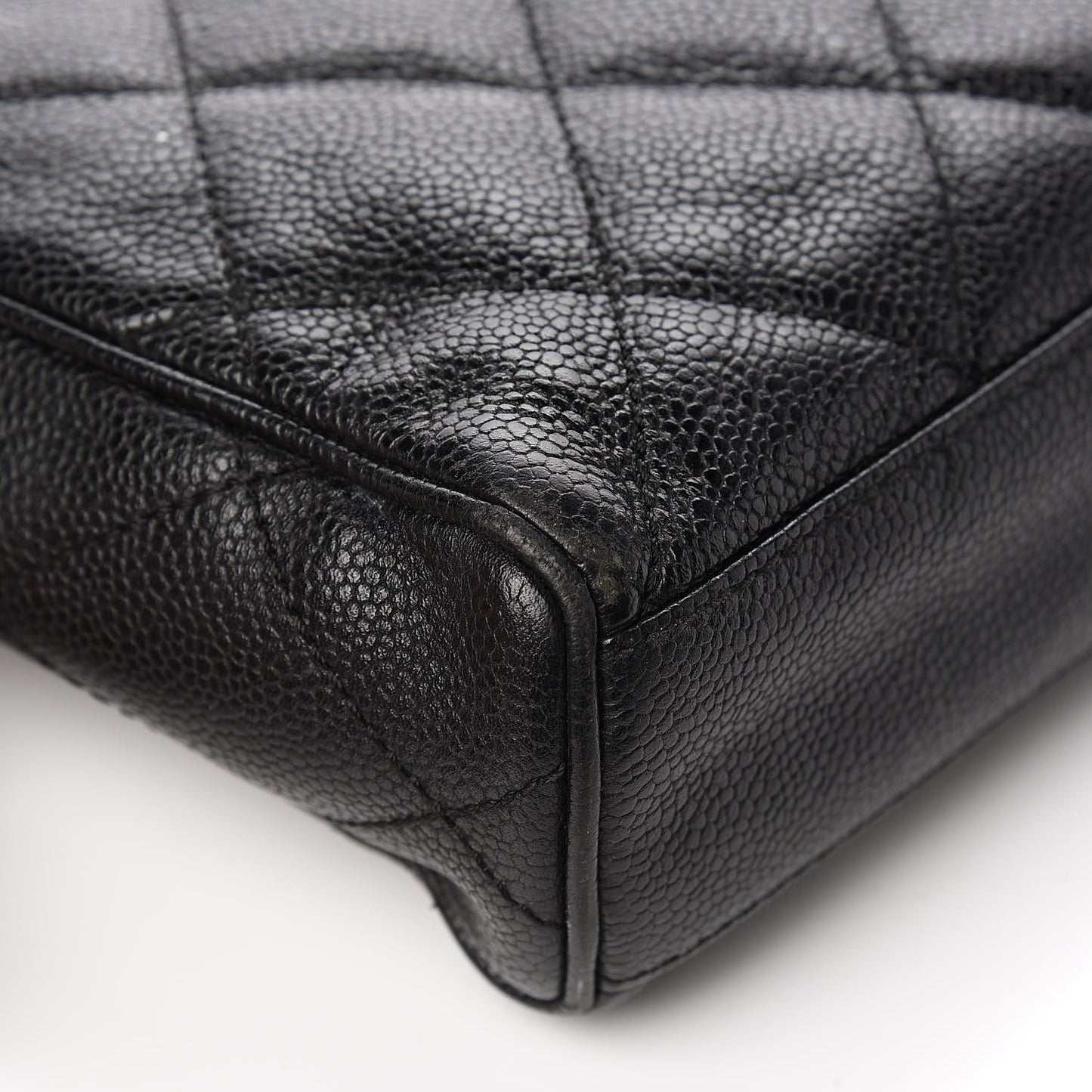 Caviar Quilted Medium Single Flap Black