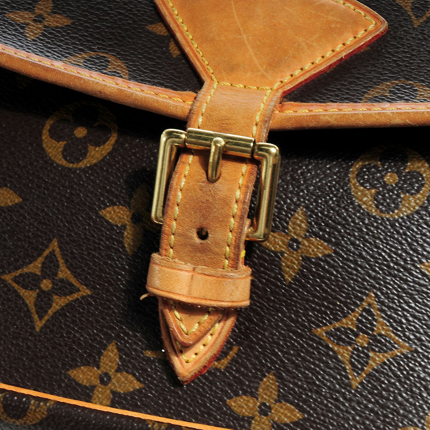 Monogram Sologne
