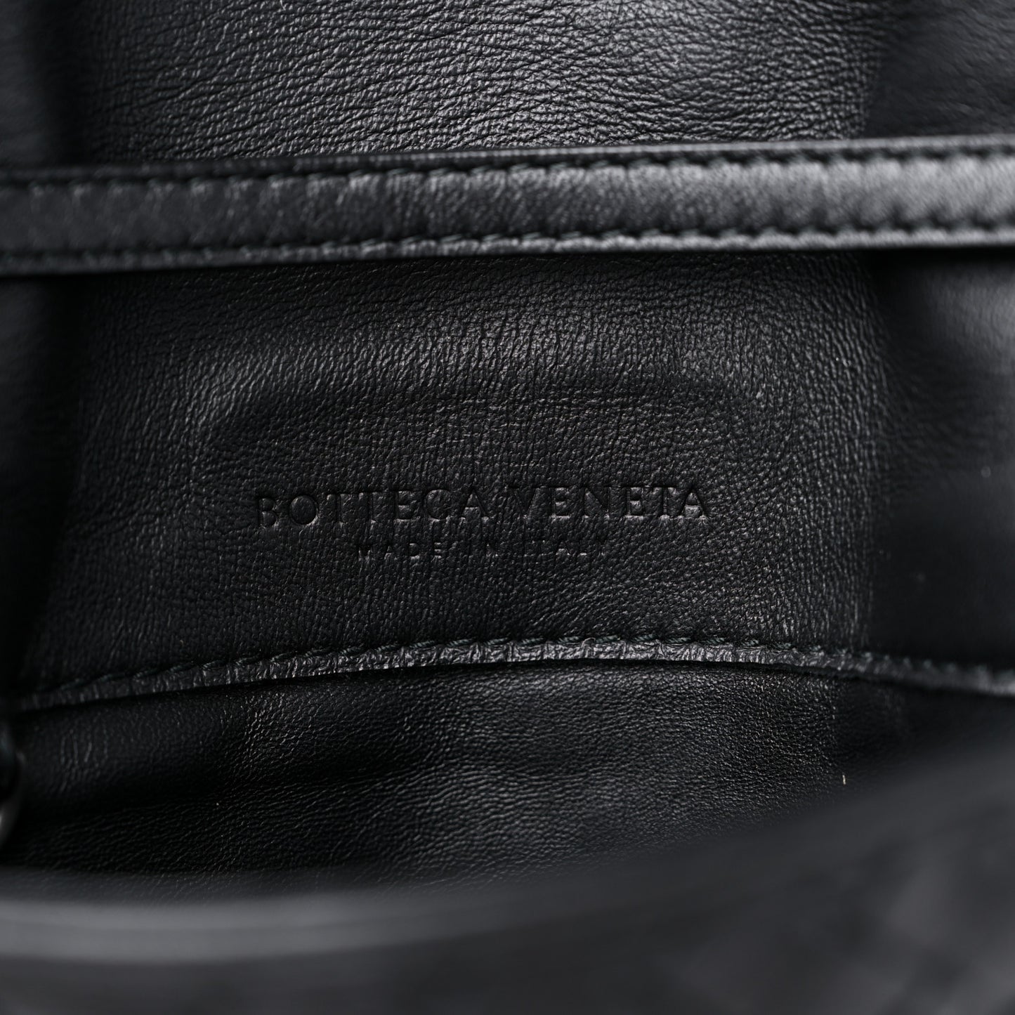 Nappa Intrecciato Crossbody Messenger Flap Black