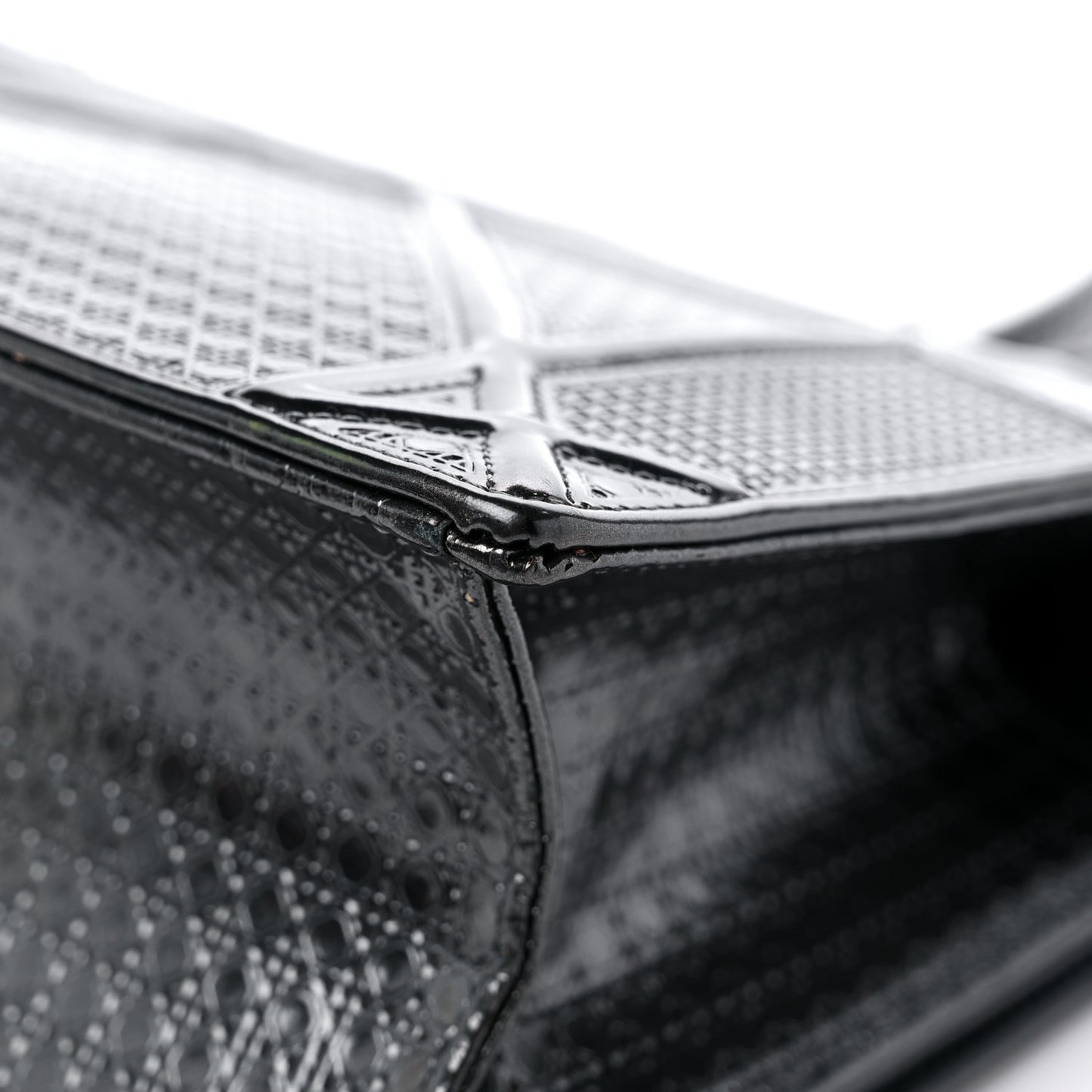 Metallic Patent Micro-Cannage Medium Diorama Flap Bag Onyx Black