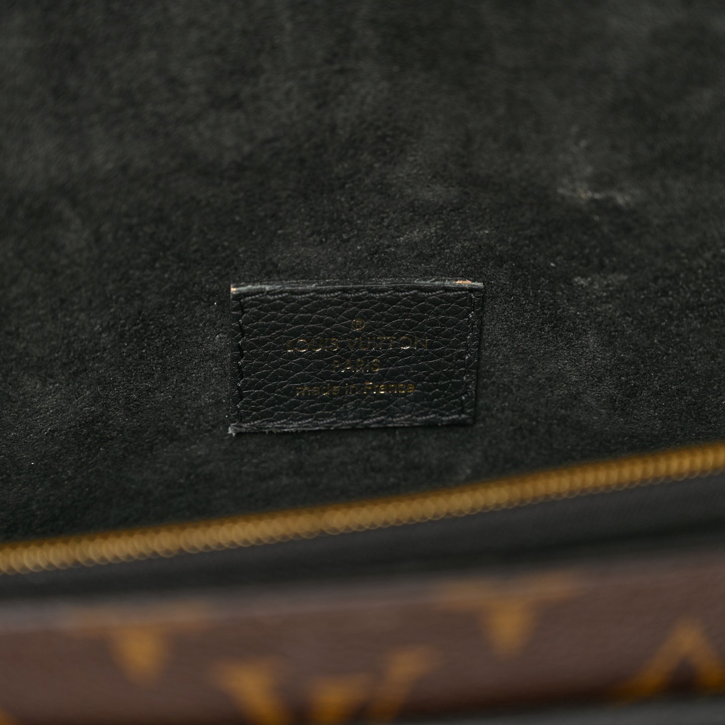 Monogram Victoire Black