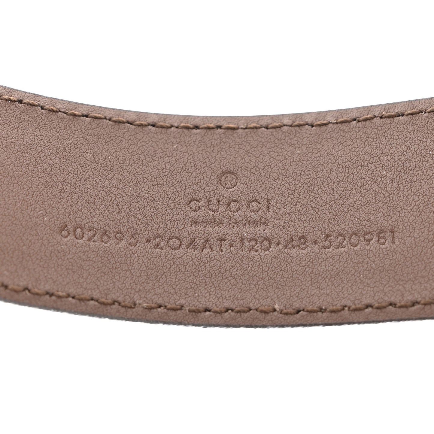 X DISNEY GG Supreme Monogram Donald Duck Small Interlocking G Belt Bag 120 48 Beige Multicolor New Acero