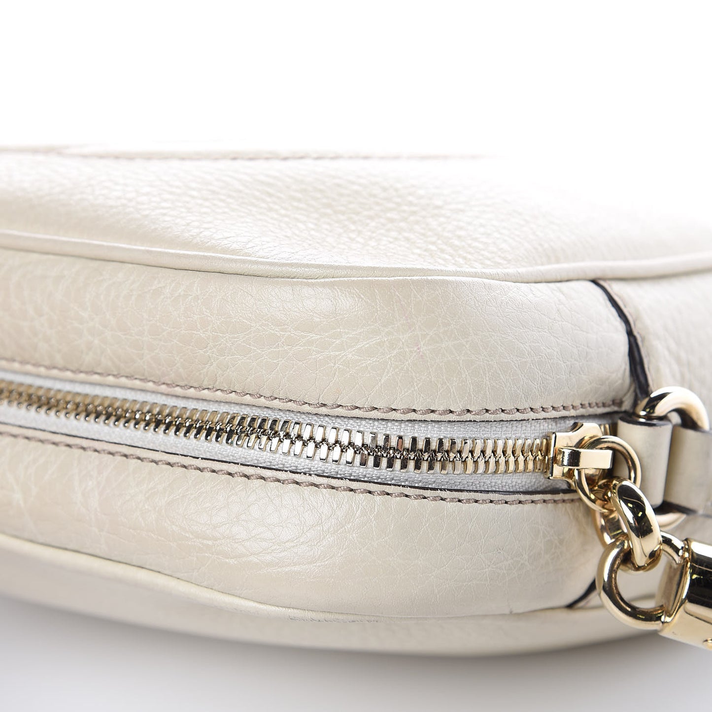 Pebbled Calfskin Small Soho Disco Bag Off White