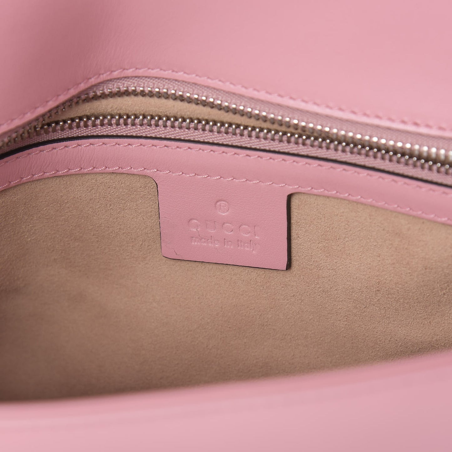 Calfskin Matelasse Small GG Marmont Shoulder Bag Wild Rose