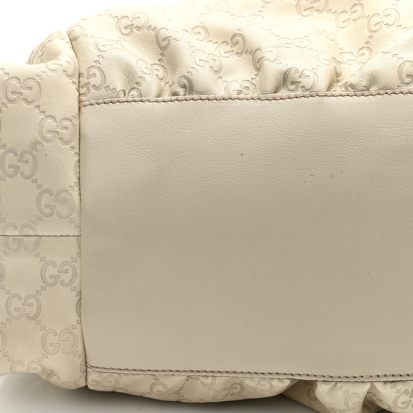 Guccissima Medium Hysteria Tote Ivory