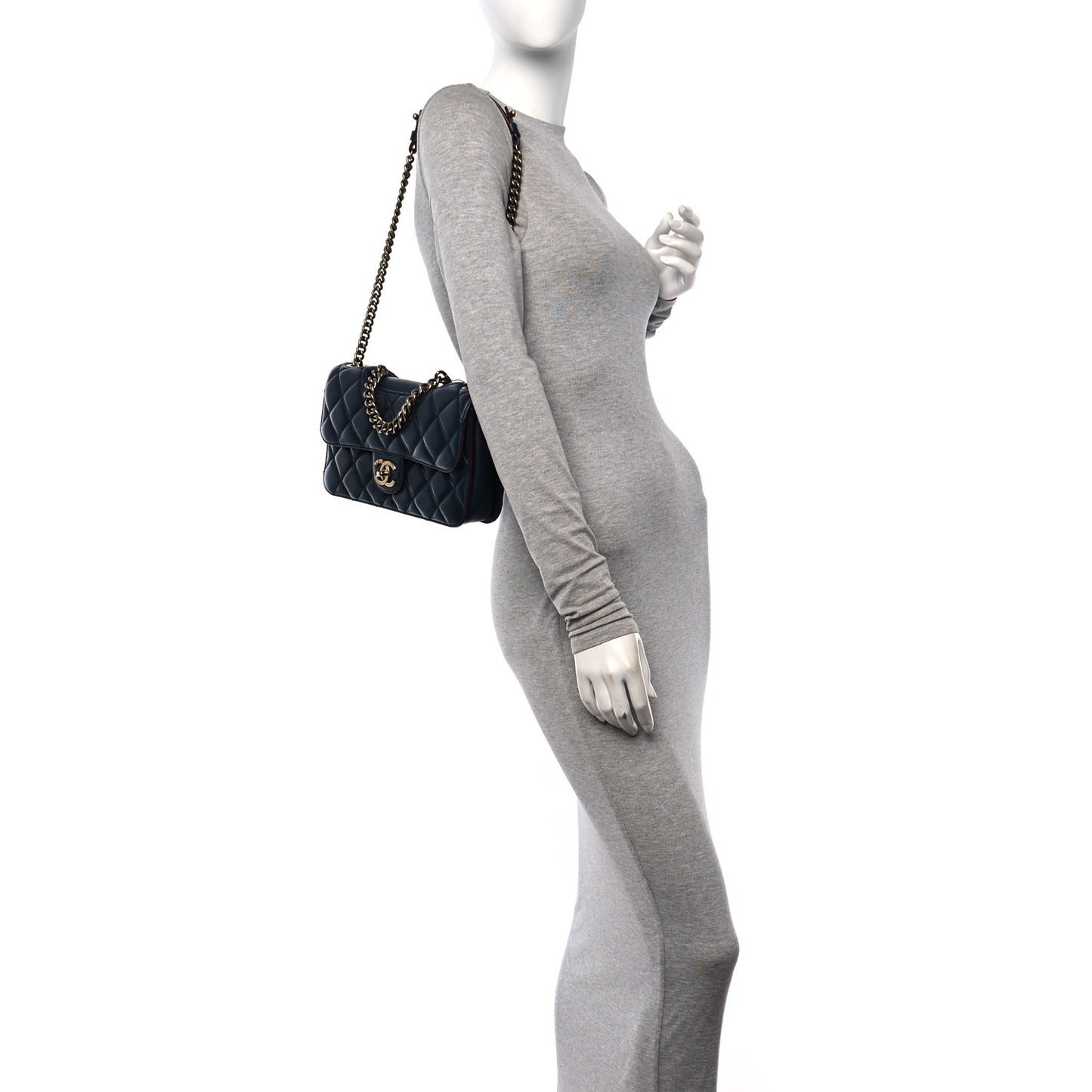 Lambskin Quilted Medium Perfect Edge Flap Navy
