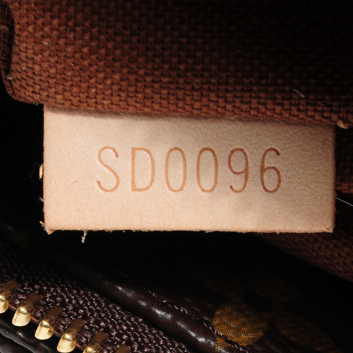 Louis Vuitton Monogram Cabas Mezzo 7 of 7