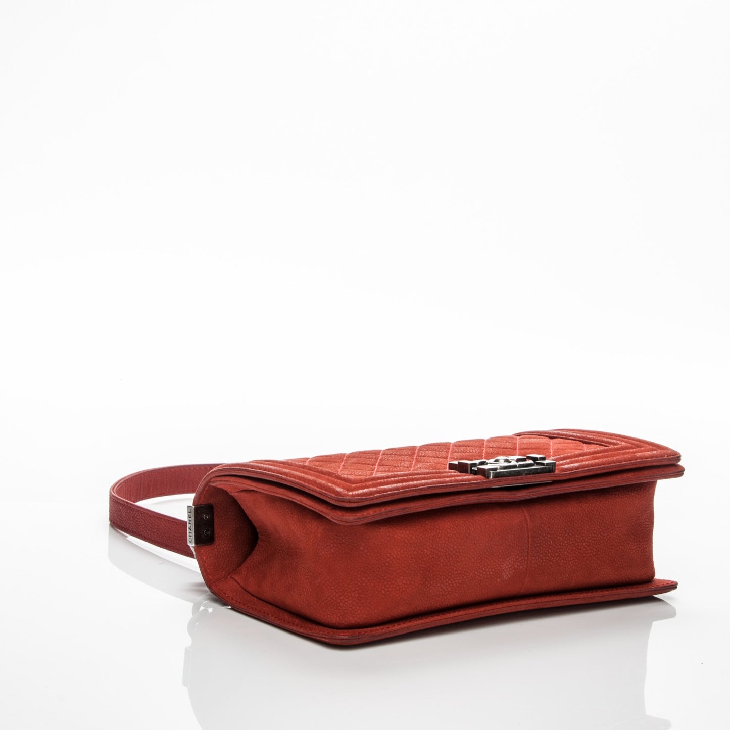 Iridescent Caviar Quilted Medium Boy Flap Red