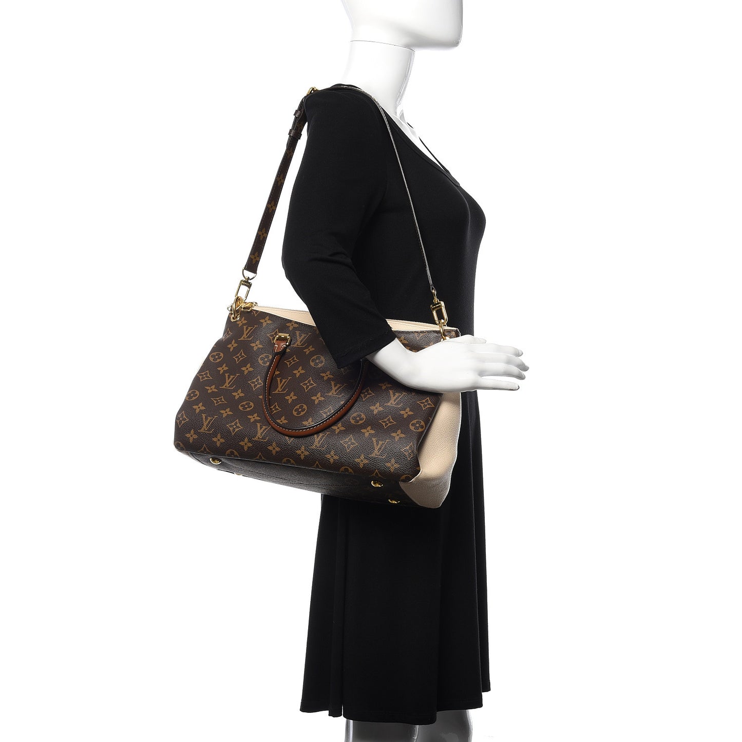 Monogram Pallas Full Creme
