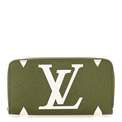 Louis Vuitton Monogram Giant Zippy Wallet Kaki White 1 of 9