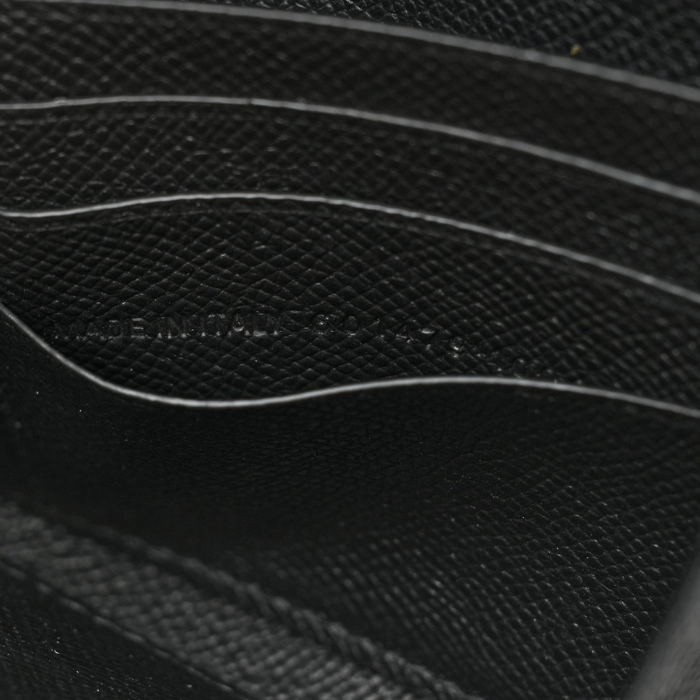 Grained Calfskin BB Thin Money Wallet Black