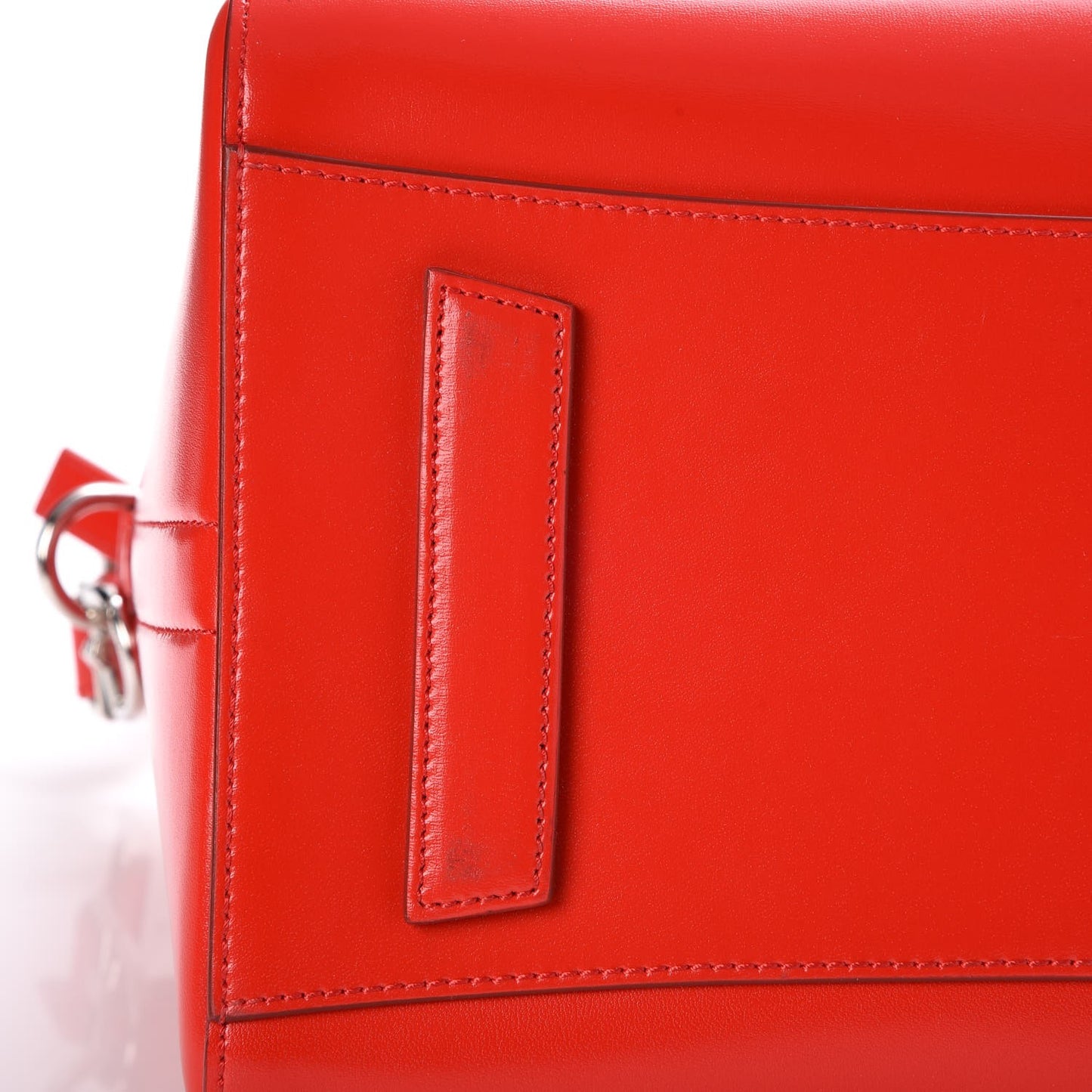 Shiny Lord Calfskin Medium Antigona Medium Red