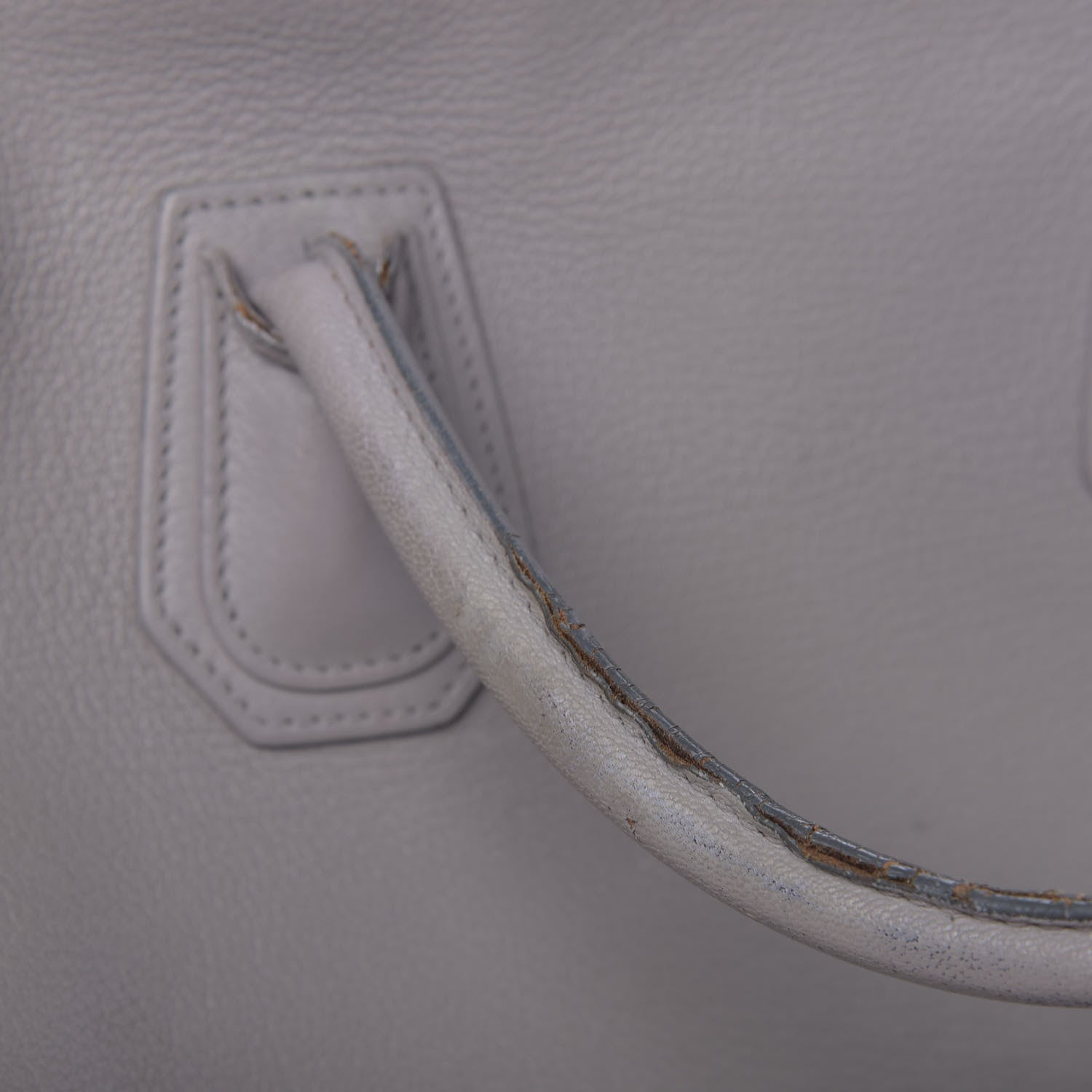 Givenchy Sugar Goatskin Medium Antigona Pearl Grey 16 of 32