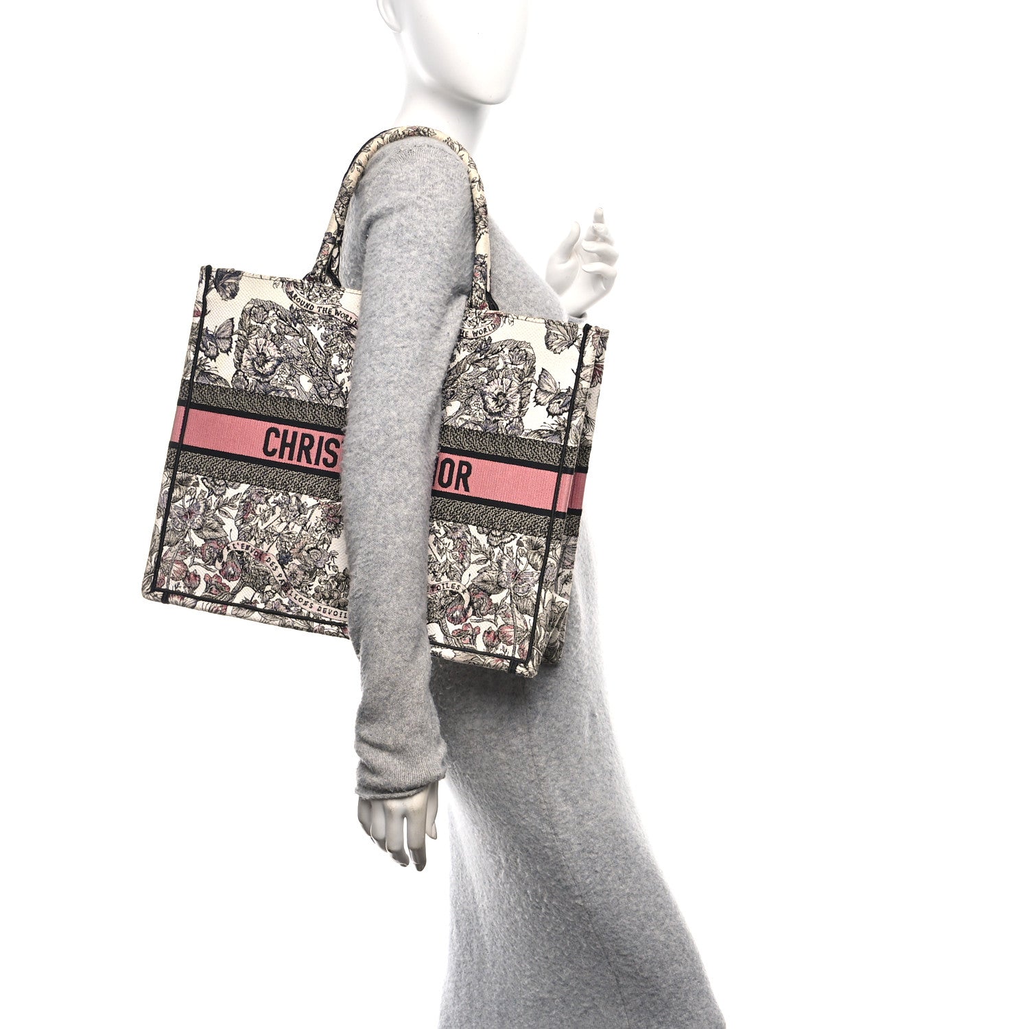 【7/26まで】Christian Dior ノート 蝶柄 非売品ピンク Christian Dior Canvas Embroidered Large Butterfly Around The World