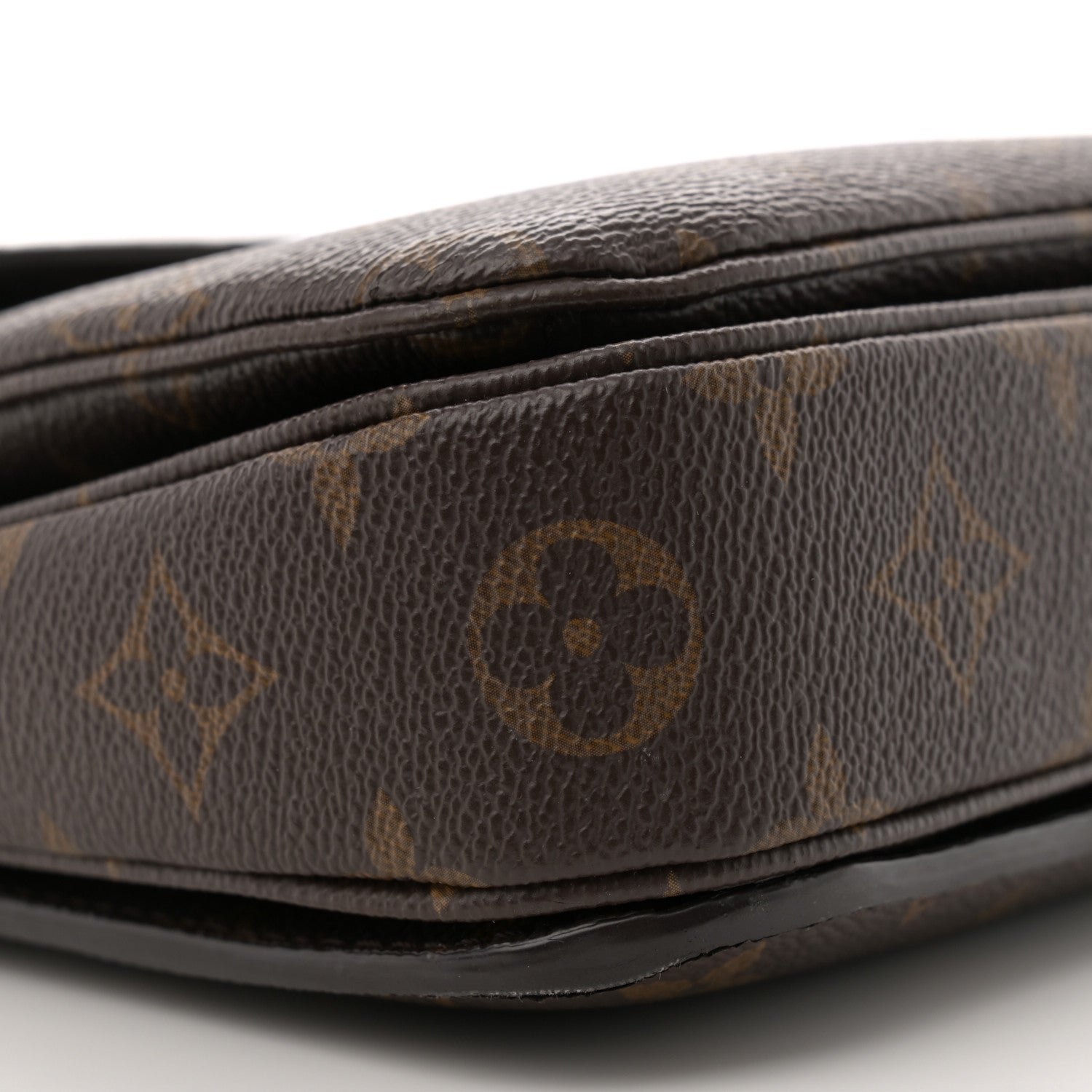 Louis Vuitton Monogram Pochette Metis 8 of 15