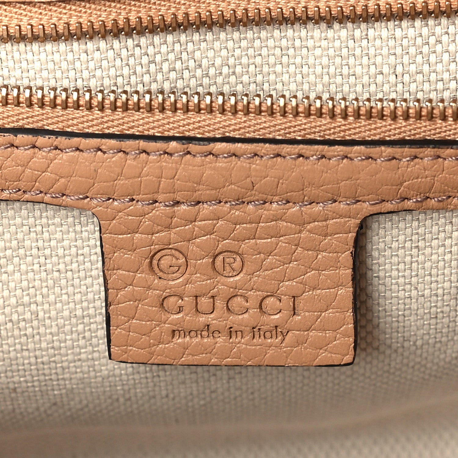 Gucci Pebbled Calfskin Medium Soho Flap Crossbody Camelia 6 of 9