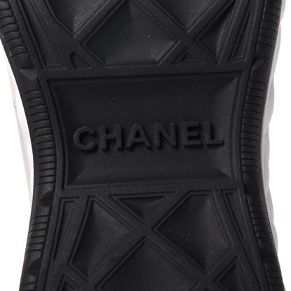 Chanel Velvet Calfskin Mixed Fibers CC Sneakers 37 Ivory Black 8 of 11
