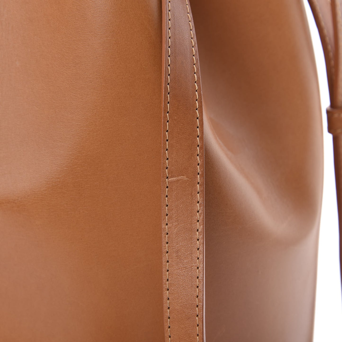 Vegetable Tanned Calfskin Bucket Bag Cammello Rosa