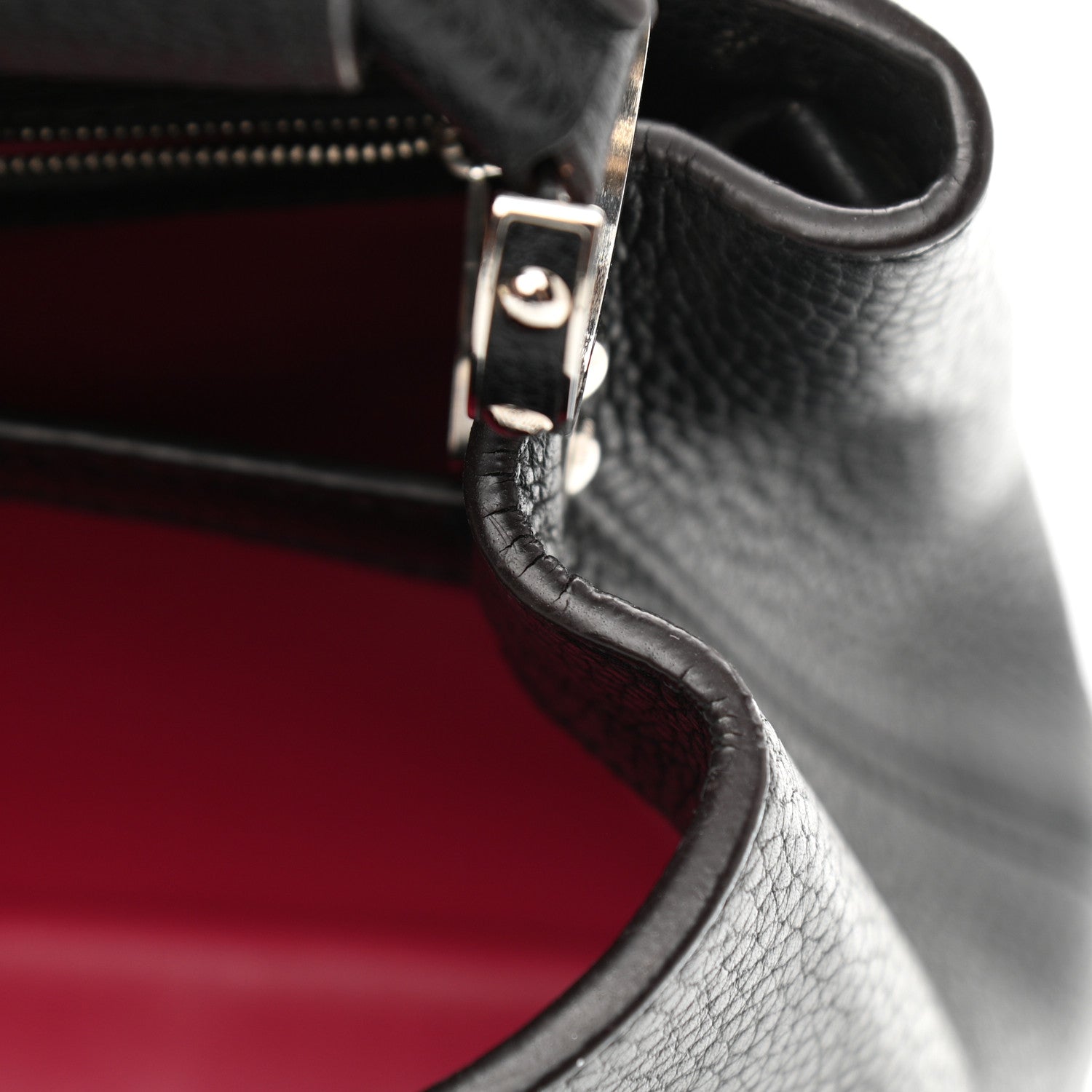 Louis Vuitton Taurillon Capucines BB Black 8 of 8