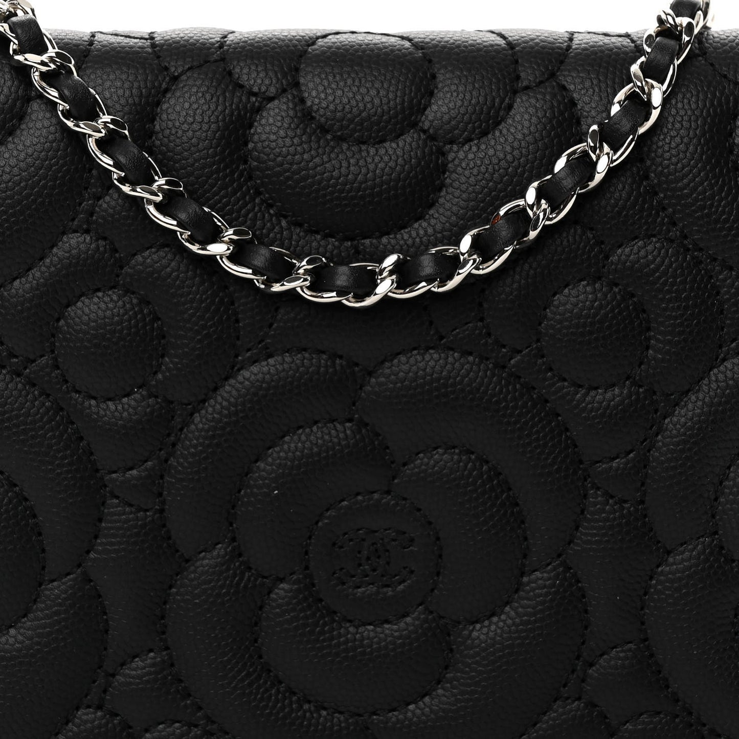 Caviar Camellia Quilted Wallet On Chain WOC Black