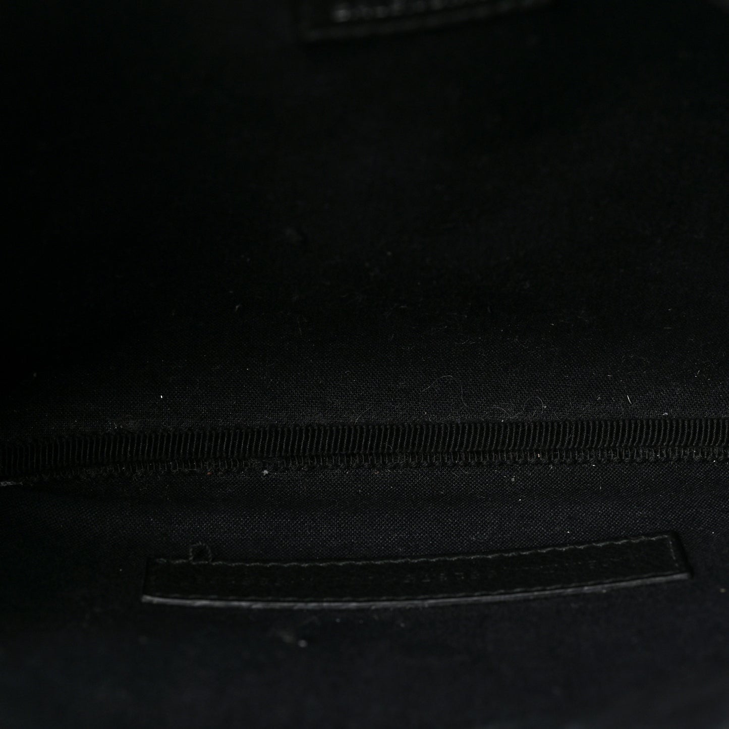 Smooth Calfskin Logo Everyday Beltpack XS Black White