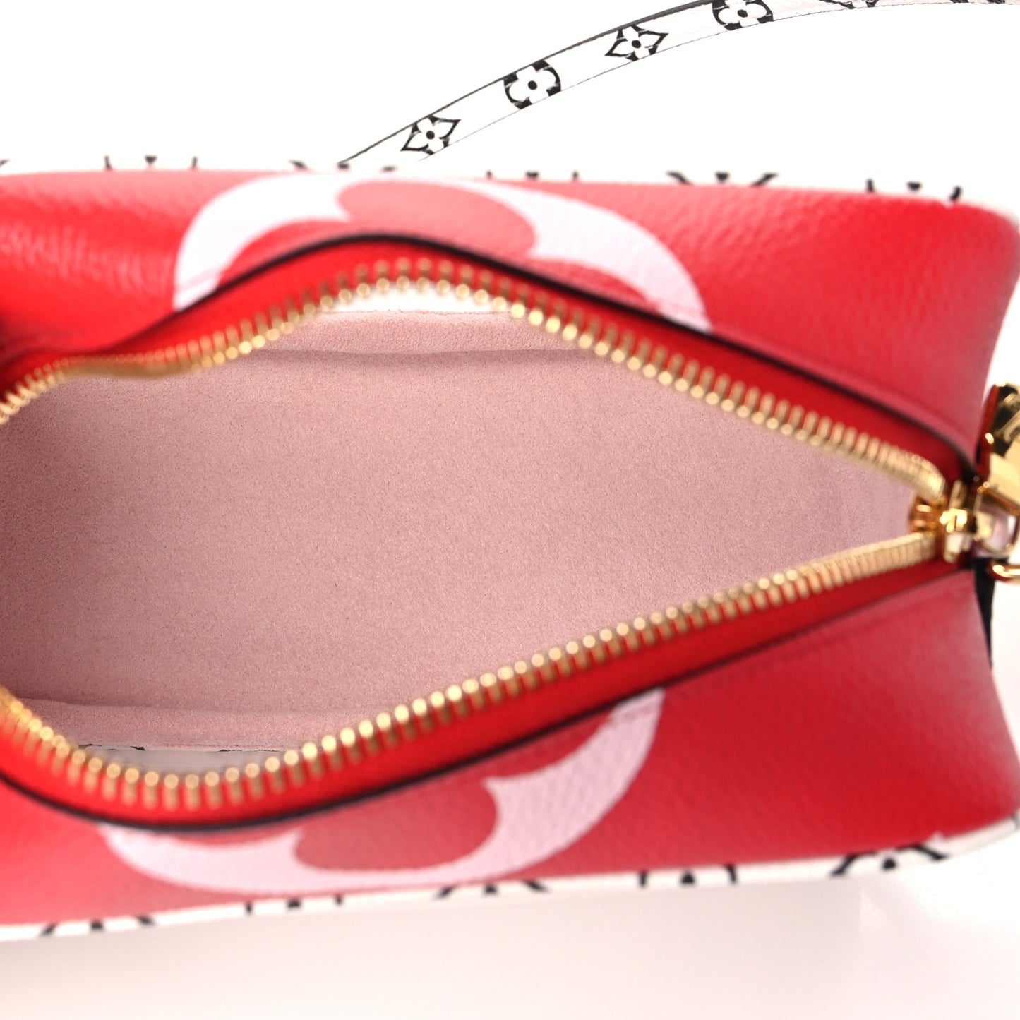Monogram Giant Beach Pouch Rouge