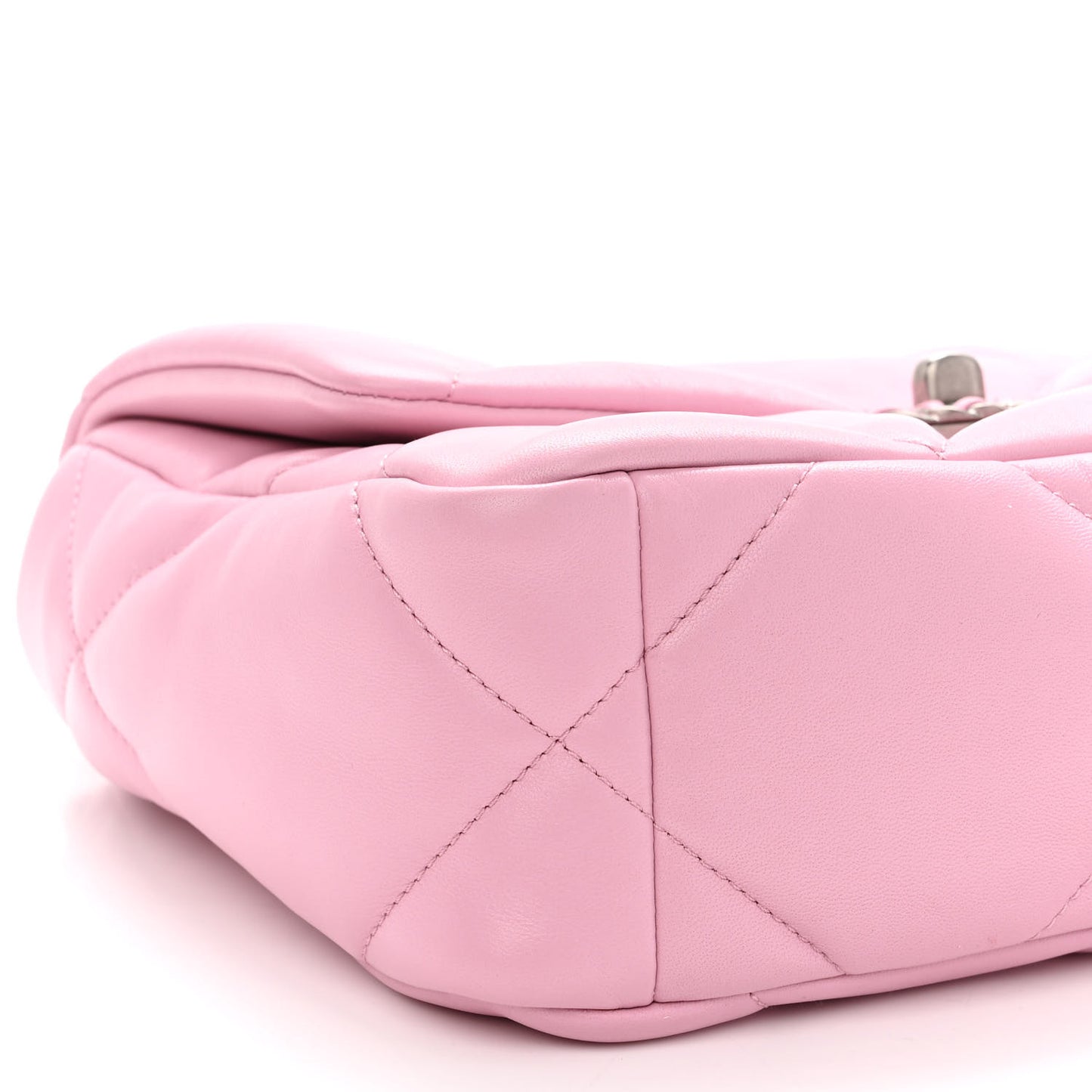 Lambskin Quilted Medium Chanel 19 Flap Pink