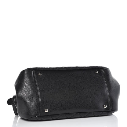 Chanel Caviar Quilted Timeless CC Shoulder Bag Black 4 of 7