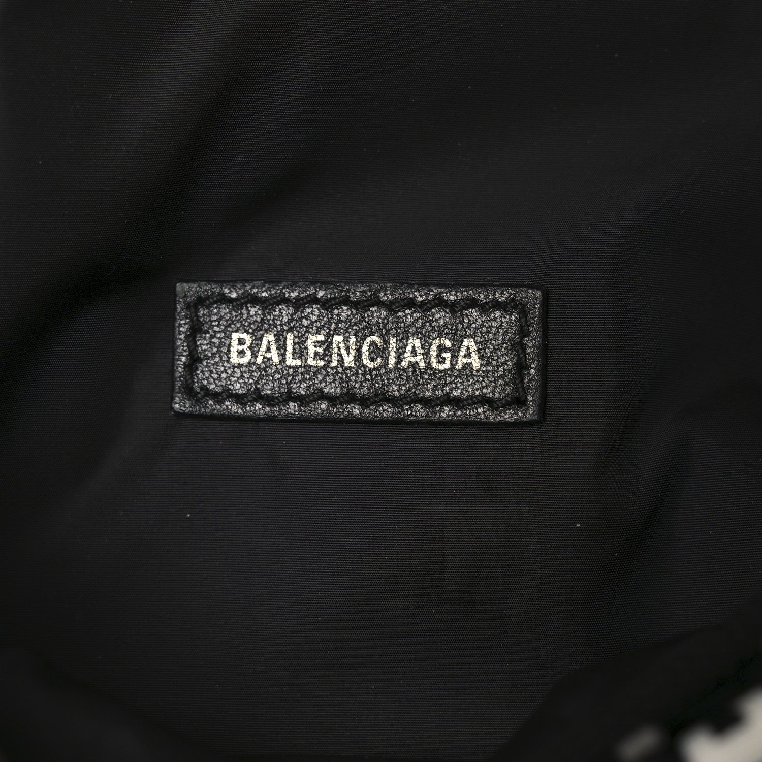 Balenciaga Nylon Wave Logo Print Wheel Beltpack Black White 10 of 18