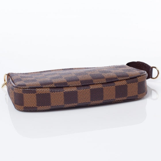 Louis Vuitton Damier Ebene Marais Bucket 23 9 of 11