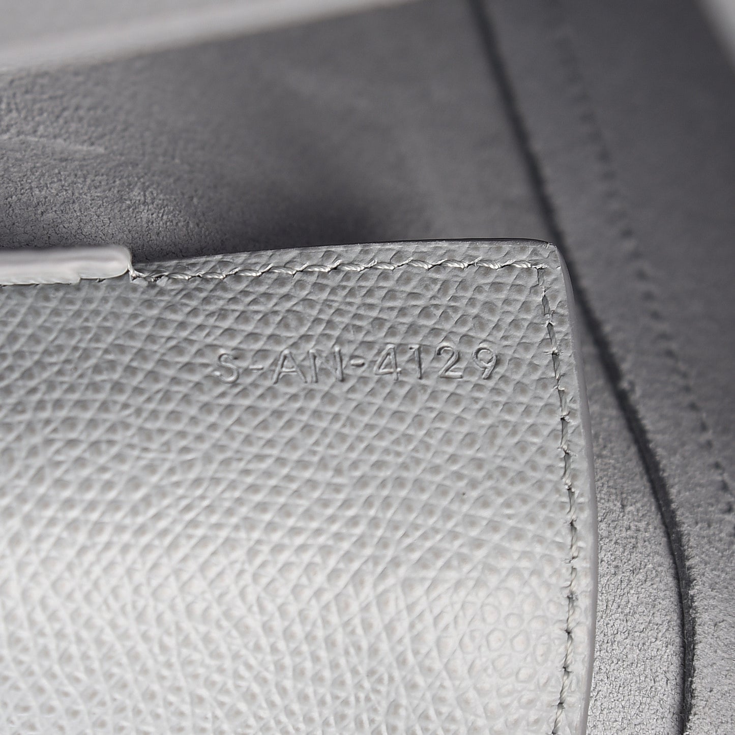 Grained Calfskin Small Vertical Cabas Mineral