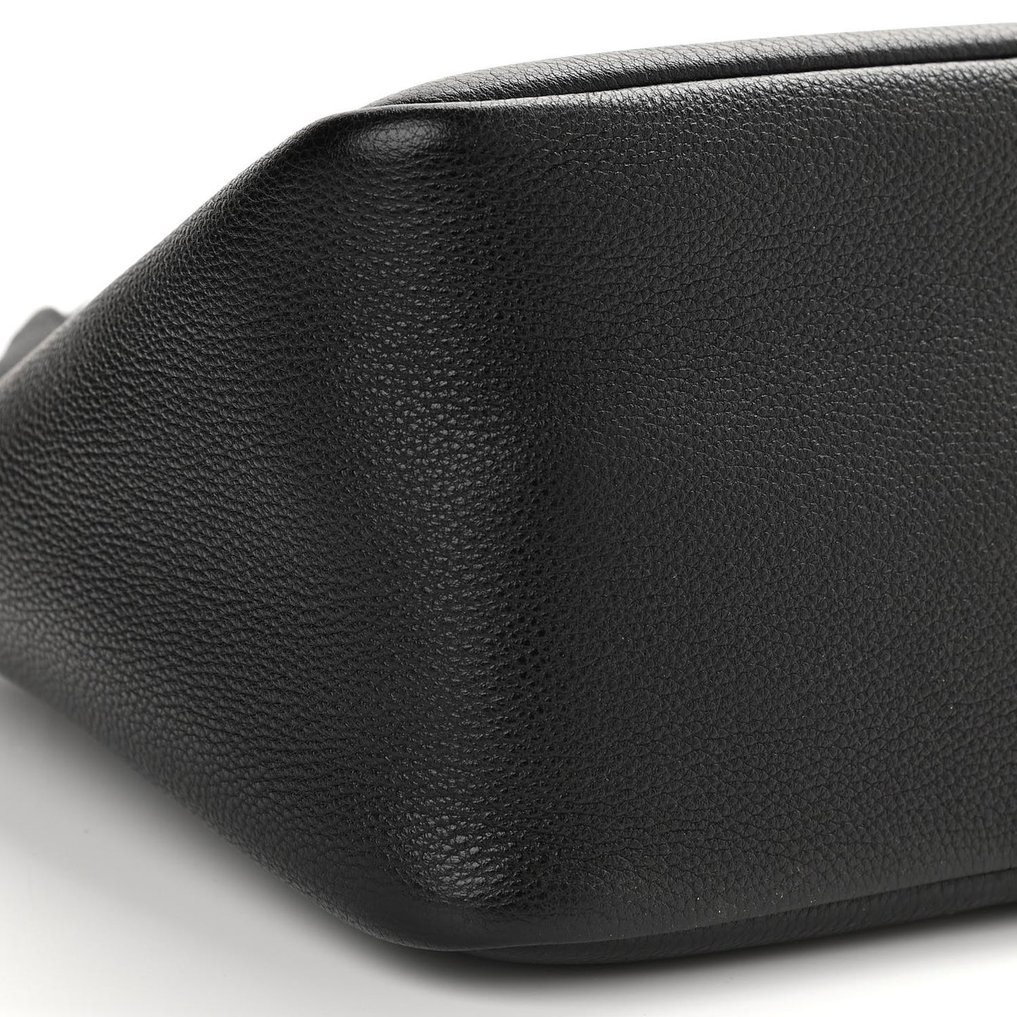 Vitello Daino Soft Medium Dynamique Tote Black