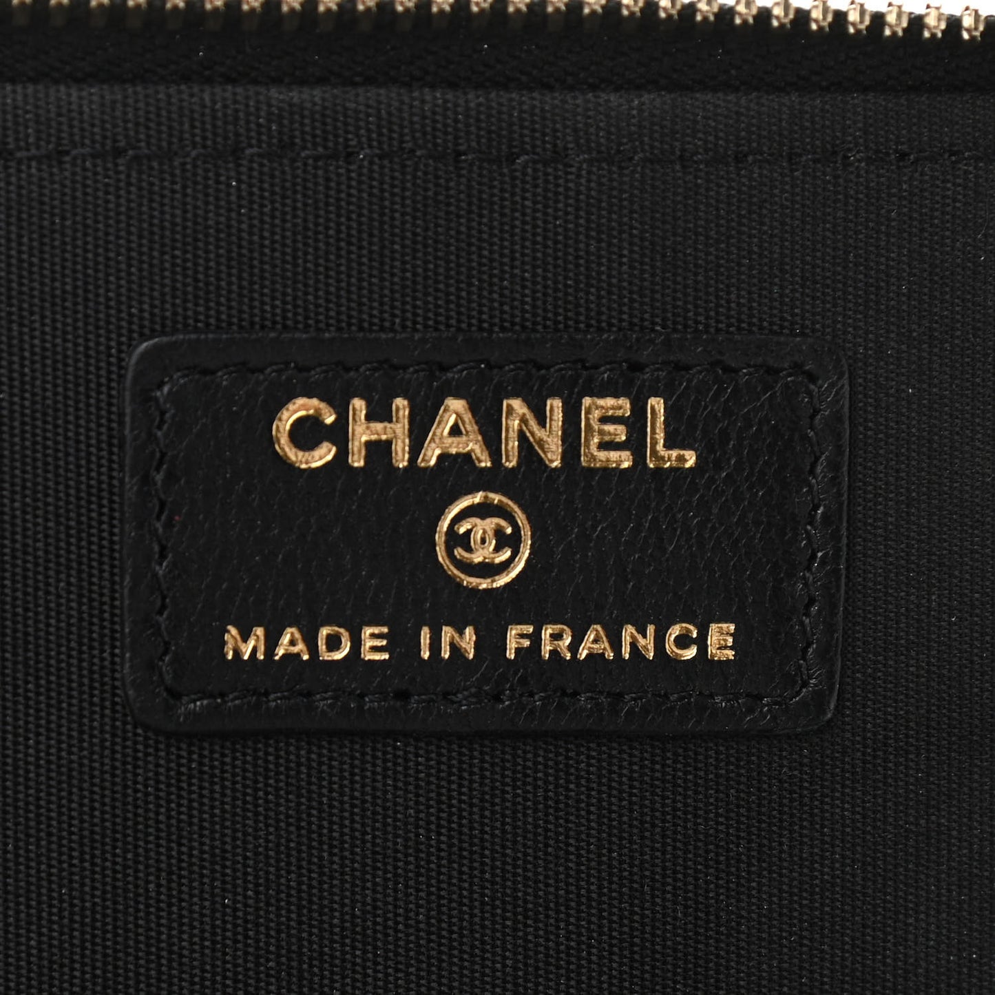 Lambskin Quilted Small Top Handle Vanity Case With Chain Black