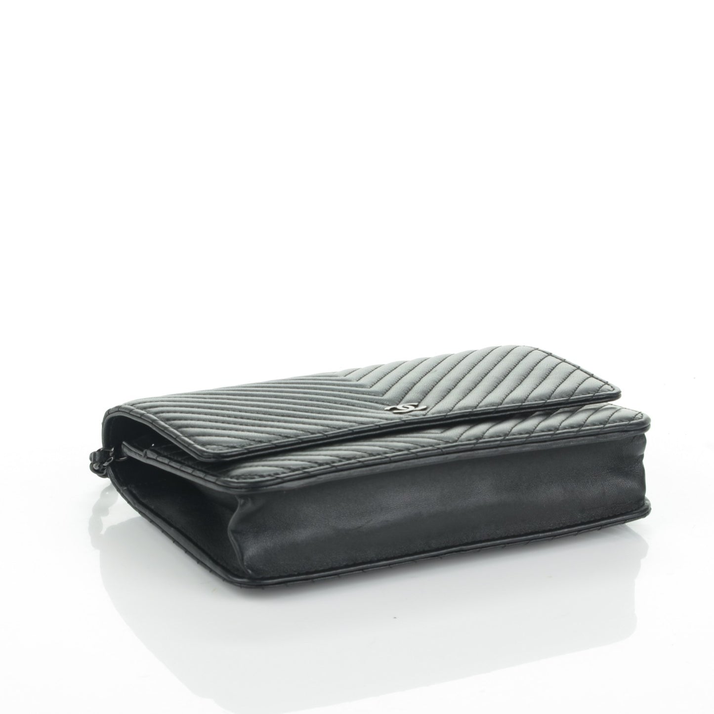 Calfskin Chevron Wallet On Chain WOC So Black