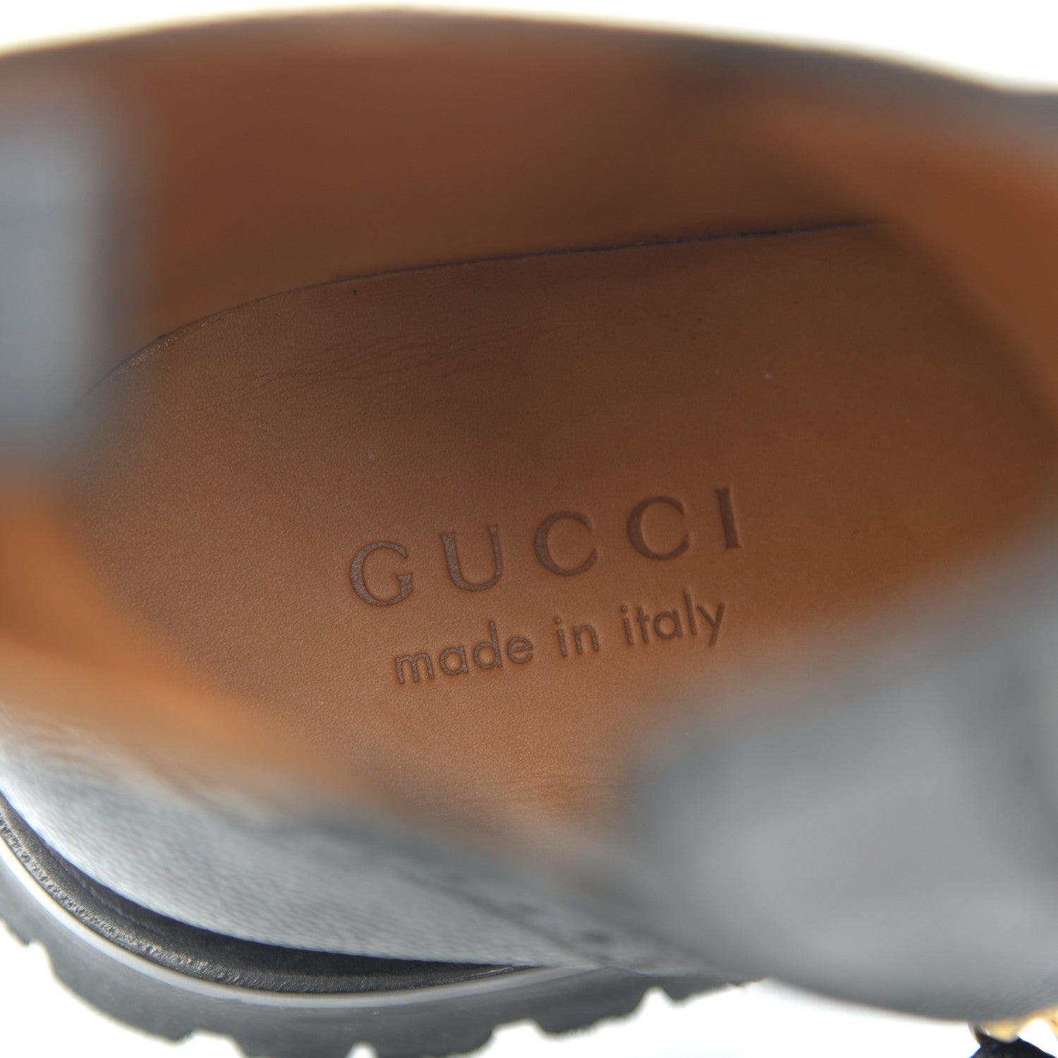 Gucci Grained Calfskin Mens Brogue Wingtip Lug Sole Boots 7 Black 6 of 9