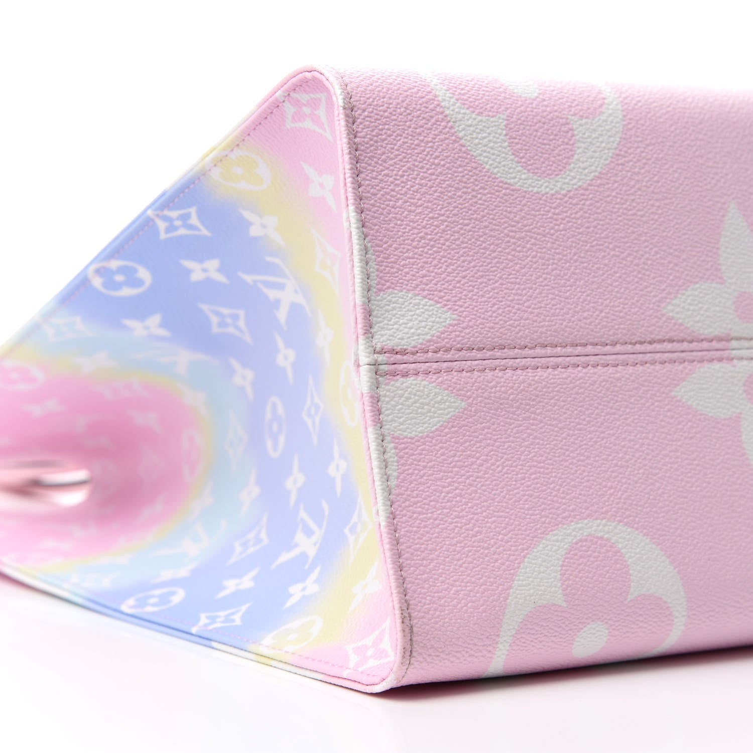 Louis Vuitton Monogram Escale Onthego GM Pastel 6 of 14