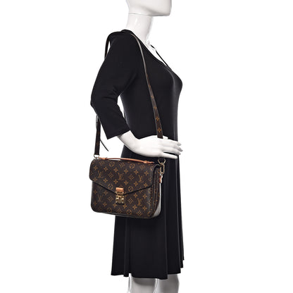 Louis Vuitton Monogram Pochette Metis 2 of 10