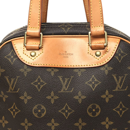 Louis Vuitton Monogram Excursion Shoe Bag 7 of 11