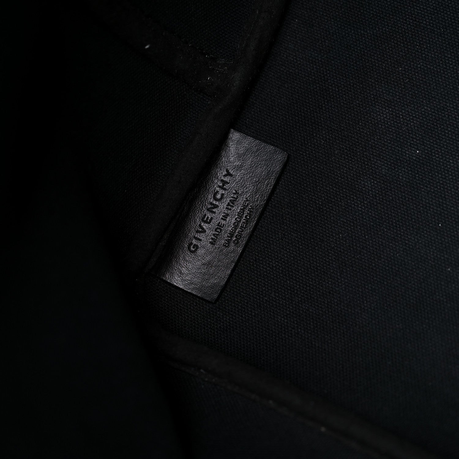 Givenchy Textured Coated Canvas Bambi Print Large Antigona Tote Black 7 of 16