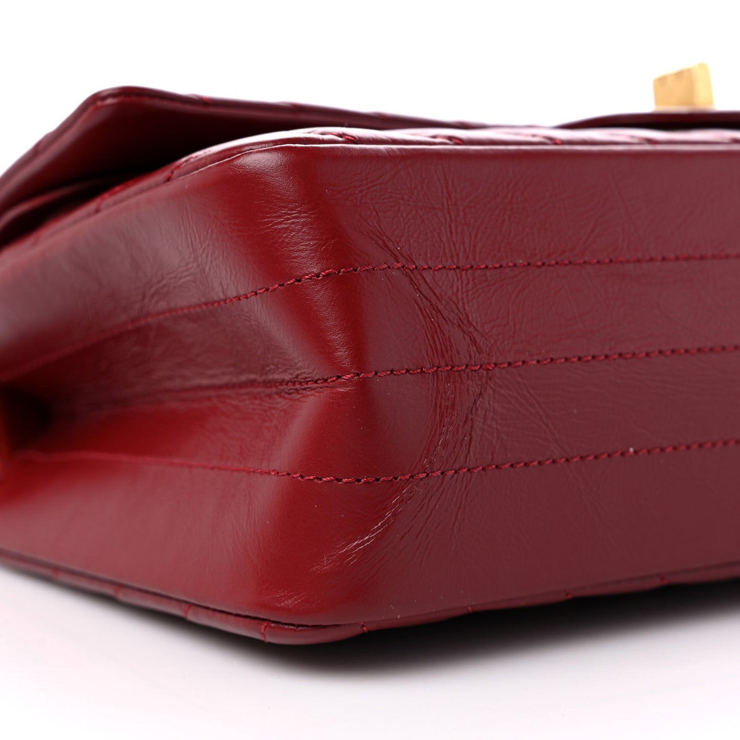 Aged Calfskin Chevron Quilted 2.55 Reissue 225 Flap Red