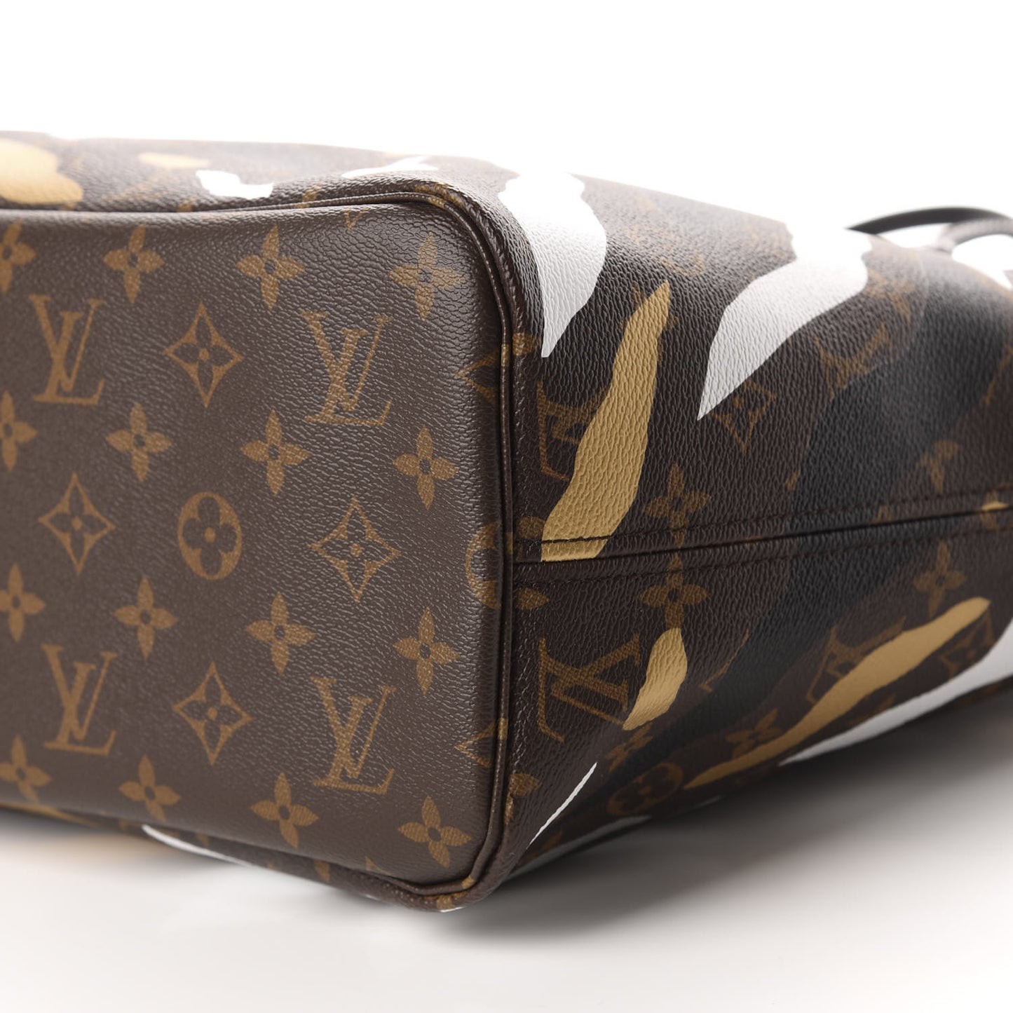 X LOL Monogram Neverfull MM Gold Silver