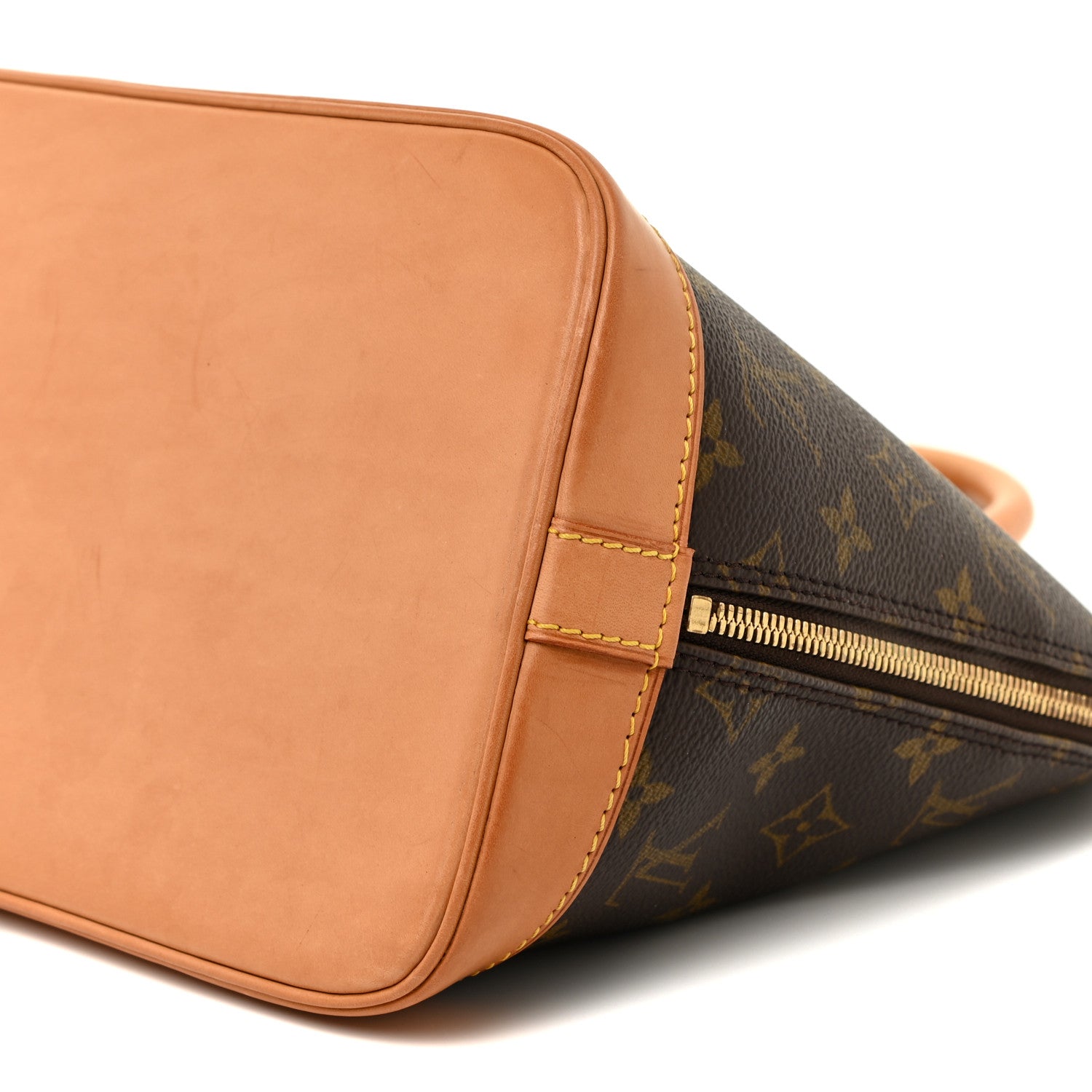 Louis Vuitton Monogram Alma PM 10 of 20