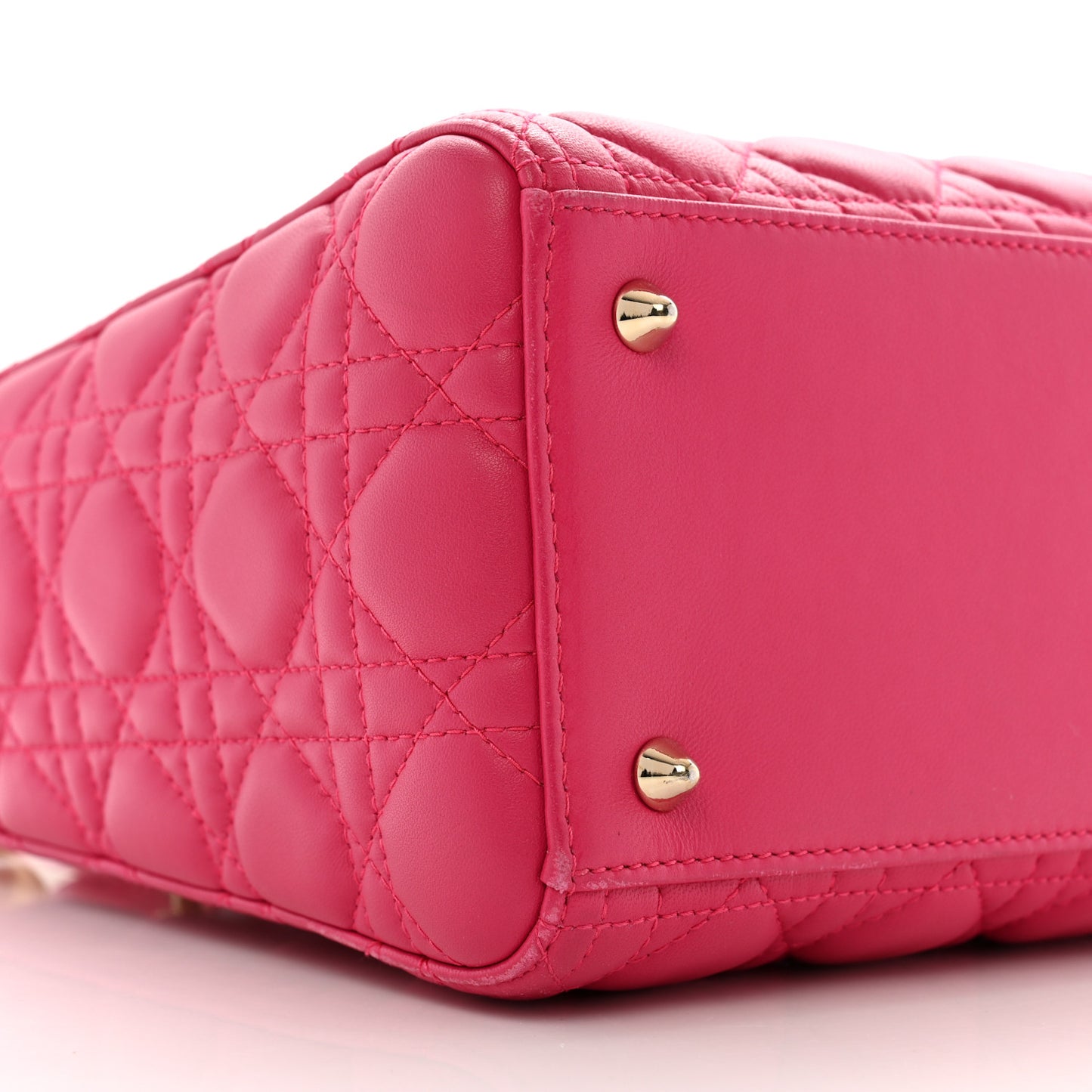 Lambskin Cannage Medium Lady Dior Fuchsia
