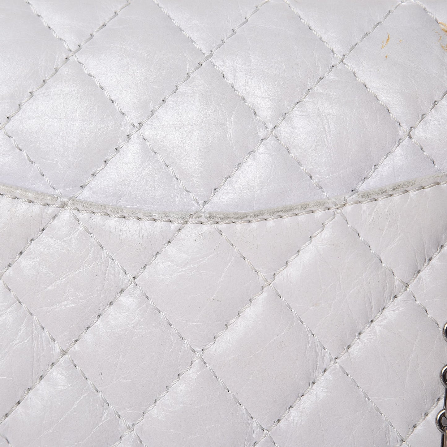 Aged Calfskin 50th Anniversary 2.55 Reissue 224 Flap White