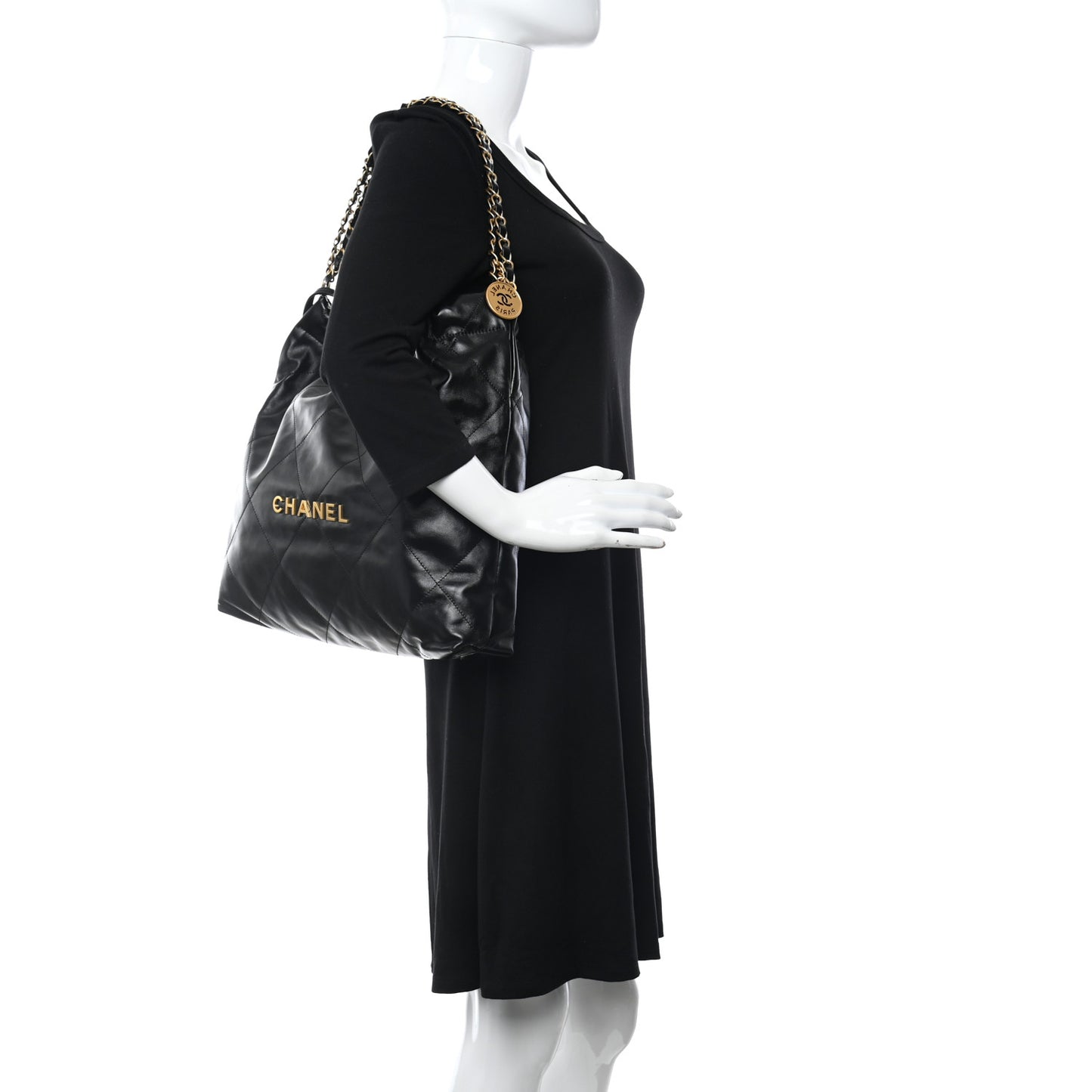Shiny Calfskin Quilted Chanel 22 Black