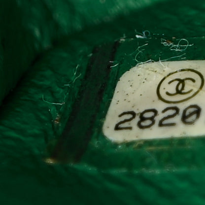Chanel Aged Calfskin Quilted 2.55 Reissue 225 Flap Green 6 of 9